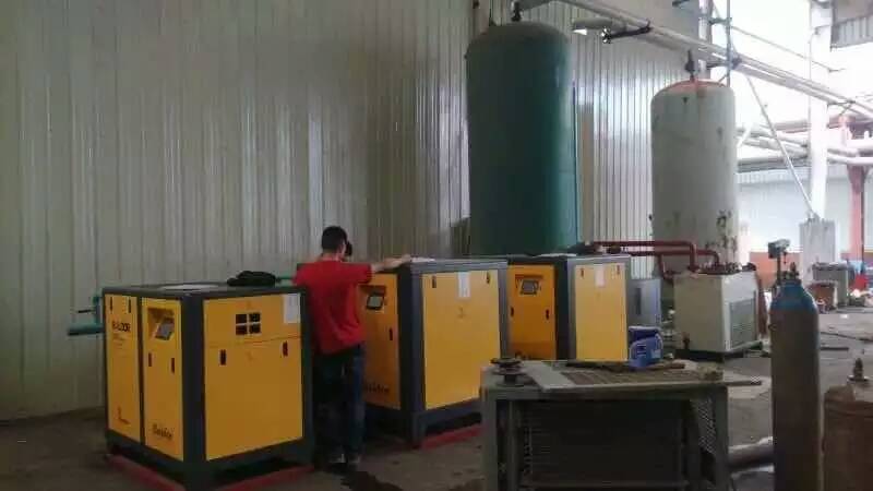 螺杆空压机后端安装精密过滤器的原因